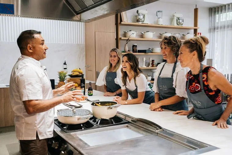 Modern Cake Decorating